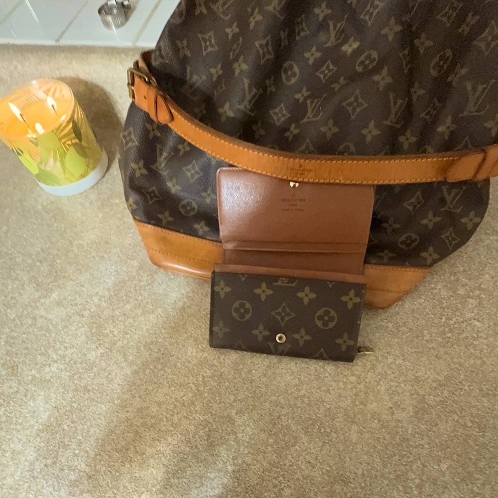 Louis Vuitton bucket bag
